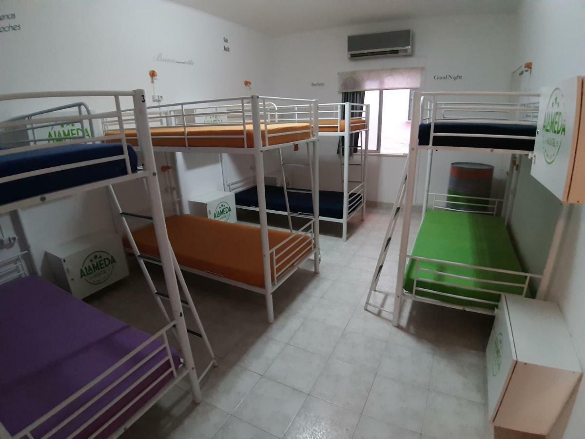 Alameda Hostel Portimão Extérieur photo